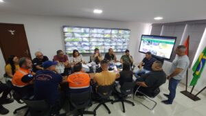 Leia mais sobre o artigo Prefeito Fábio reúne secretariado para alinhar organização do Iguafolia 2026