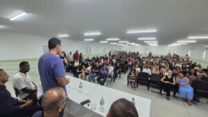 Leia mais sobre o artigo 100 jovens do Projeto Jovem Aprendiz Iguabense 2026 assinam contrato e iniciam atuação na administração pública