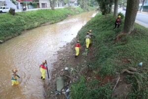 Leia mais sobre o artigo Saúde GovRJ alerta para os riscos à saúde após os temporais