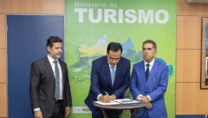 Leia mais sobre o artigo Ministério do Turismo renova acordo e professores terão até 15% de desconto em hotéis de todo o Brasil até 2027