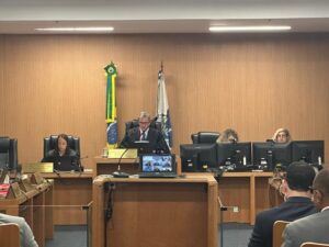 Leia mais sobre o artigo TRE-RJ recalcula votos da eleição de 2022 após cassação de Bacellar; entenda impacto na Alerj