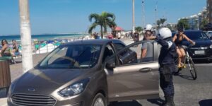 Leia mais sobre o artigo Motorista é preso pela Guarda Civil Municipal de Cabo Frio por dirigir embriagado na Praia do Forte
