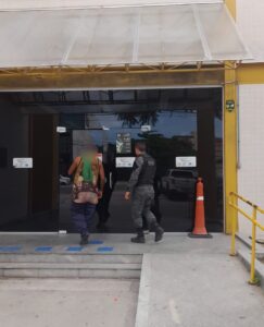 Leia mais sobre o artigo Guarda Municipal de Arraial do Cabo prende agressor na Praia Grande