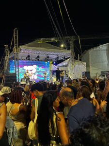 Leia mais sobre o artigo Feira do Xaréu celebra 3 anos com programação especial e grande público em Arraial do Cabo