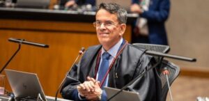 Leia mais sobre o artigo Justiça Eleitoral do Rio comunica ao TSE que concluiu a retotalização dos votos de 2022; a bola agora está com a Alerj e o tribunal superior