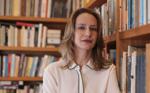 Leia mais sobre o artigo Escritório de Carol Proner, mulher de Chico Buarque, tem contratos que somam R$ 1,4 milhão com a Prefeitura de Maricá