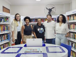 Leia mais sobre o artigo Arraial do Cabo inaugura “Giroteca”; Biblioteca Móvel une tecnologia e acervo de 6 mil livros