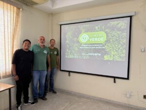 Leia mais sobre o artigo Capacitação do Programa Olho no Verde amplia combate ao desmatamento em Iguaba Grande 