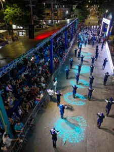 Leia mais sobre o artigo Desfile cívico emociona público no aniversário de 41 anos de Arraial do Cabo
