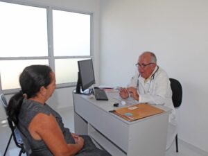 Leia mais sobre o artigo Saúde de Búzios amplia cobertura e já atende demanda acima da população oficial da cidade
