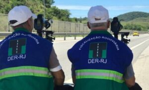 Leia mais sobre o artigo TCE suspende pagamentos de contrato bilionário de radares do DER-RJ após indícios de sobrepreço de R$ 129 milhões