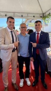 Leia mais sobre o artigo Lideranças de diferentes regiões prestigiam aniversário de Iguaba Grande ao lado de Vantoil Martins