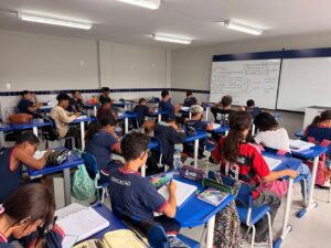 Leia mais sobre o artigo Arraial do Cabo prorroga prazo de cadastro para programa de incentivo financeiro-educacional à permanência escolar