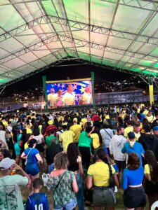 Leia mais sobre o artigo Arraial Fan Fest reúne grande público na estreia do Brasil e já se prepara para a próxima transmissão