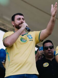 Leia mais sobre o artigo Renato Cozzolino expande trabalho na Região dos Lagos e ganha força como um dos principais nomes para Deputado Federal