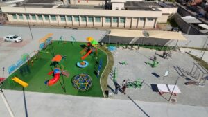 Leia mais sobre o artigo Praça Lindalva Maria será inaugurada na próxima sexta-feira e transforma antigo terreno abandonado em novo espaço de lazer em Iguaba Grande