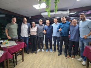 Leia mais sobre o artigo Vantoil reúne vereadores e lideranças em Iguaba Grande para alinhar próximos passos do grupo político