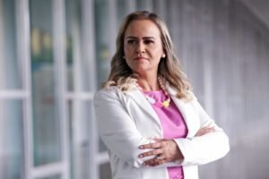 Leia mais sobre o artigo Deputada Daniela do Waguinho garante entrega de 50 computadores para instituições sociais do RJ e reforça inclusão digital
