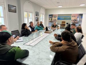 Leia mais sobre o artigo Prefeitura de Búzios promove reunião para fortalecer a organização dos passeios turísticos no município