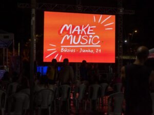 Leia mais sobre o artigo Búzios celebra a terceira edição do Make Music Day com artistas locais na Praça Santos Dumont