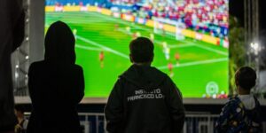 Leia mais sobre o artigo Arena da Copa vai reunir torcedores em Cabo Frio para transmissão de jogo do Brasil x Haiti