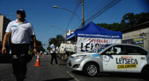 Leia mais sobre o artigo Aos 18 anos, Lei Seca atinge a maioridade e reduz em 40% acidentes e vítimas no trânsito, mas alta no pós-pandemia acende alerta no Rio