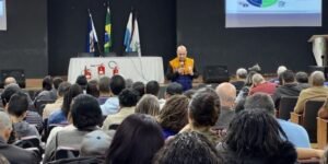 Leia mais sobre o artigo Motoristas e monitores do transporte escolar participam de formação sobre prevenção e primeiros socorros