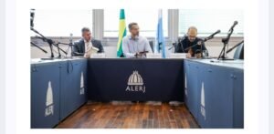 Leia mais sobre o artigo CPI DA TRAGÉDIA DE PETRÓPOLIS APROVA PLANO DE TRABALHO E CONVOCA PRIMEIRAS AUTORIDADES PARA OITIVAS