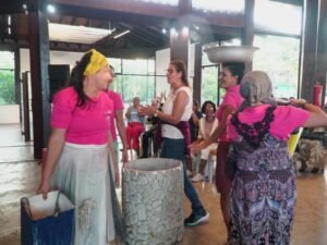 Leia mais sobre o artigo Exposição de Arteterapia da Secretaria do Idoso reúne talentos do CCI no Espaço Cultural Zanine