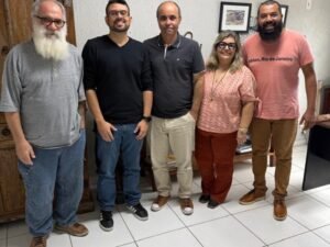 Leia mais sobre o artigo Secretaria de Cultura articula ações com Clínica Beija-Flor para ampliar inclusão de neurodivergentes nos equipamentos culturais de Búzios