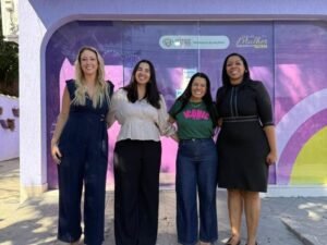Leia mais sobre o artigo Secretaria da Mulher de Búzios recebe visita técnica de Rio das Ostras e reforça papel de referência em políticas públicas para mulheres