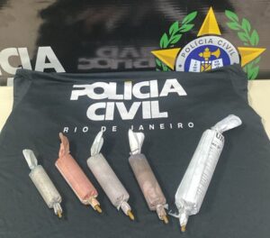 Leia mais sobre o artigo Polícia apreende bombas e investiga plano de tumulto em transmissão de jogo do Brasil no RJ