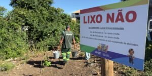 Leia mais sobre o artigo Prefeitura de Cabo Frio promove o plantio de espécies nativas e frutíferas no bairro Jacaré