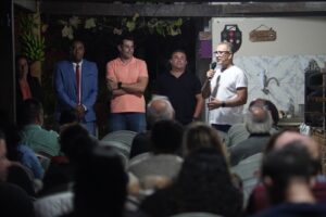 Leia mais sobre o artigo VANTOIL DIZ QUE EXPERIÊNCIA EM IGUABA PODE SERVIR DE MODELO PARA O ESTADO