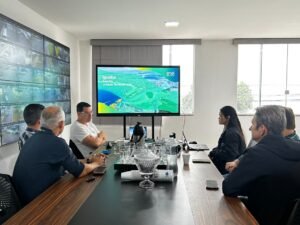 Leia mais sobre o artigo Prefeito Fabinho Costa cobra melhorias no fornecimento de energia elétrica em reunião com a Enel