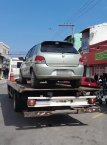 Leia mais sobre o artigo Guarda Civil apreende veículo utilizado em transporte irregular de passageiros em Arraial do Cabo