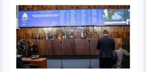 Leia mais sobre o artigo ALERJ APROVA PROJETO QUE ATUALIZA LIMITES TERRITORIAIS DE IGUABA GRANDE