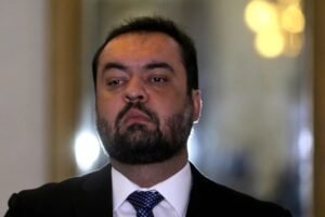 Leia mais sobre o artigo Endereço ligado a Claudio Castro e alvo de operação da PF fica em condomínio de alto padrão em Petrópolis