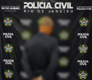 Leia mais sobre o artigo Adolescente investigado por roubo de moto é apreendido em Búzios