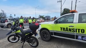 Leia mais sobre o artigo “No trânsito, enxergar o outro é salvar vidas”: simulação de acidente chama atenção de motoristas em Arraial do Cabo