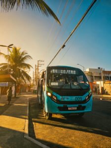 Leia mais sobre o artigo Transporte coletivo municipal será gratuito em Arraial do Cabo durante o primeiro turno das Eleições Gerais de 2026