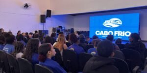 Leia mais sobre o artigo “Setembro Alegre” leva oficinas e sessões de cinema para estudantes da rede municipal de Cabo Frio