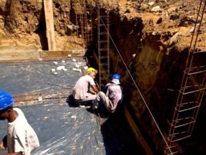 Leia mais sobre o artigo Obras dos quiosques da Praia da Tartaruga avançam para nova etapa em Búzios