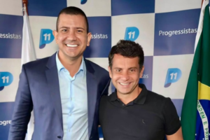 Leia mais sobre o artigo Douglas Ruas não descarta nomear deputados como secretários, mas promete ‘escolhas técnicas’ e diz que Dr. Luizinho não vai indicar nomes para Saúde