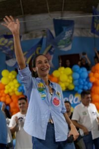 Leia mais sobre o artigo Multidão toma conta de Búzios em comício de Dra. Gabriela