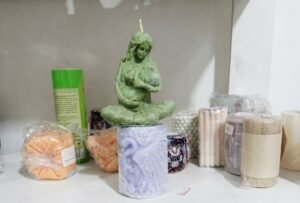 Leia mais sobre o artigo Iguaba Grande abre inscrições para oficina de velas artesanais voltada às mulheres