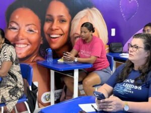 Leia mais sobre o artigo Secretaria da Mulher e Sebrae promovem imersão “Meu Negócio no Digital” para empreendedoras de Búzios