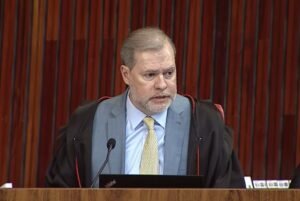 Leia mais sobre o artigo 4 x 0: TSE forma maioria para declarar Douglas Ruas eleito governador em primeiro turno; Toffoli segue o relator para anular votos de Garotinho