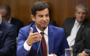 Leia mais sobre o artigo Dr. Luizinho (PP) é deputado federal mais votado do Rio com 213 mil votos; veja os dez mais bem colocados para a Câmara